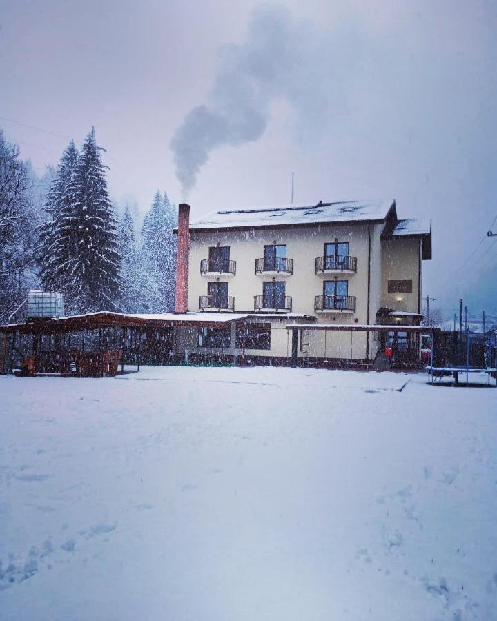 Maison Platanus Войняса Экстерьер фото